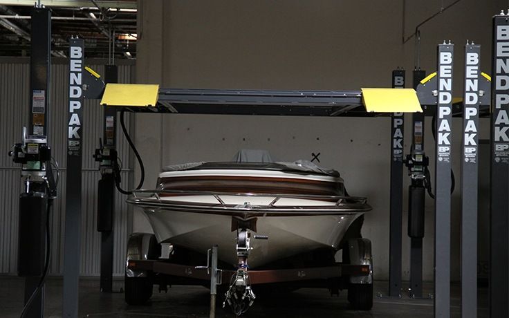 BENDPAK HD-7500BLX 7,500-LB. CAPACITY / VEHICLE AND BOAT STORAGE LIFT / 82" RISE