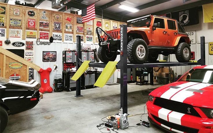 BENDPAK HD-9 9,000-LB. CAPACITY ALI CERTIFIED STANDARD WIDTH CAR LIFT