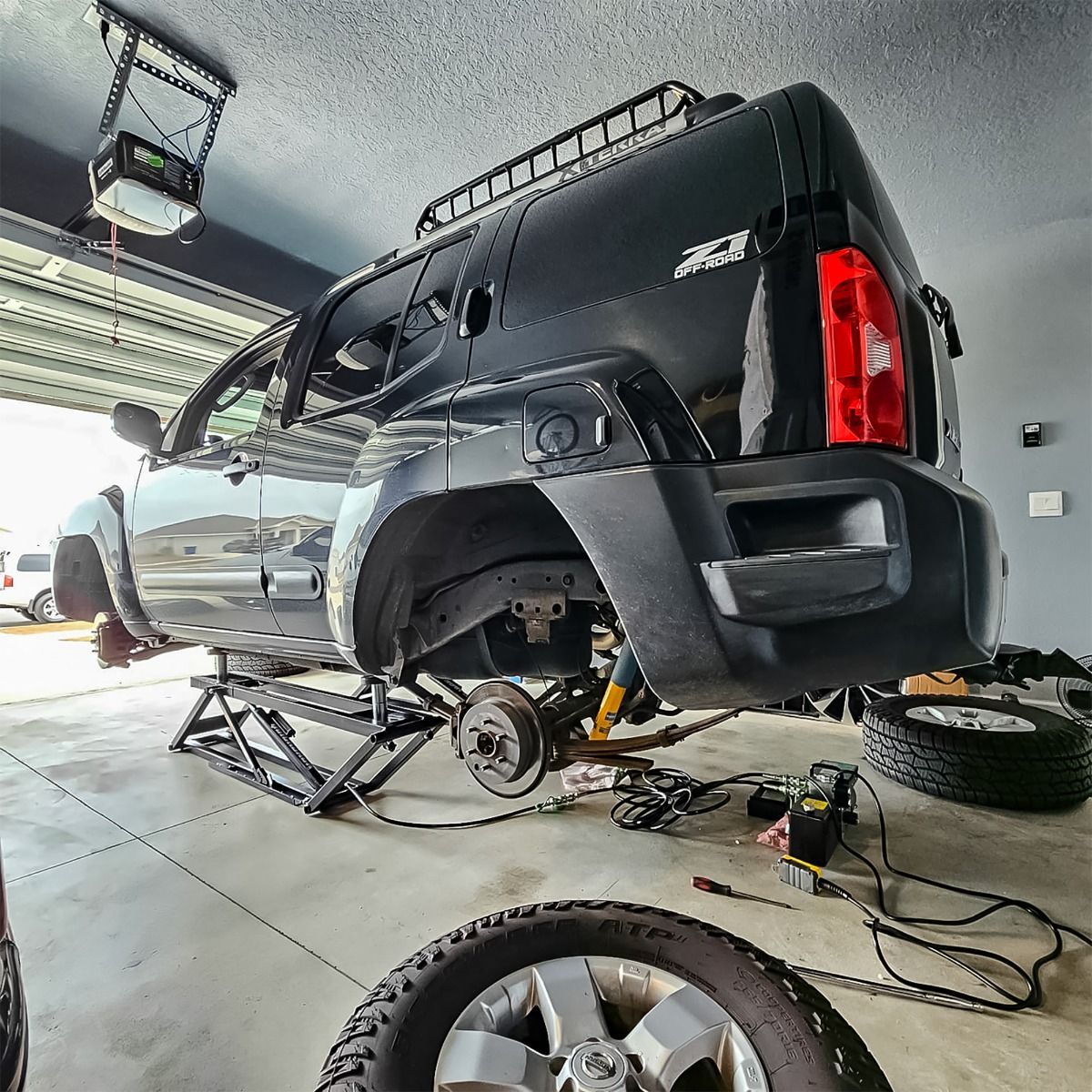 QUICKJACK 7000TL 7,000 LB. CAPACITY PORTABLE CAR LIFT